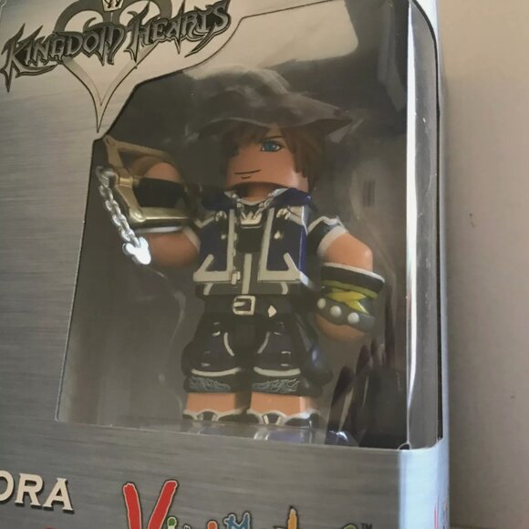 NEW Kingdom Hearts Vinimates Sora 4'' Figure - Picture 4 of 10
